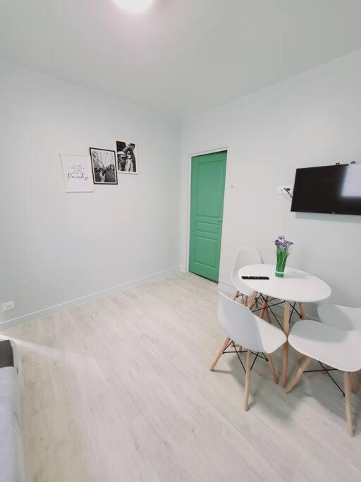 Appartement Proche St Denis "Appart 3" Pierrefitte-sur-Seine Exterior foto