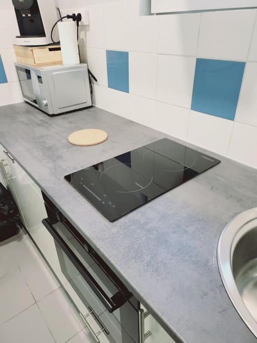 Appartement Proche St Denis "Appart 3" Pierrefitte-sur-Seine Exterior foto